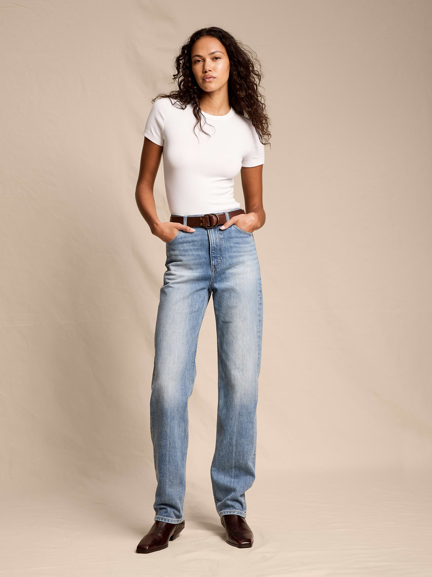 Image number 1 showing, High-Rise 90S Straight Jean