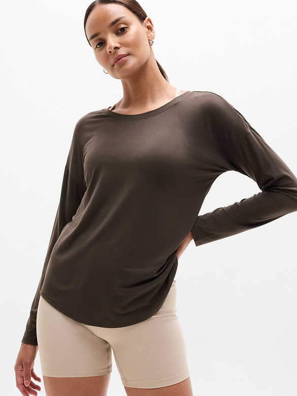 Move With Ease Top