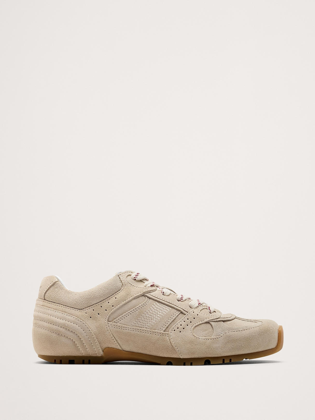 アランパパ Tb.56 Sneaker by Alohas | Banana Republic