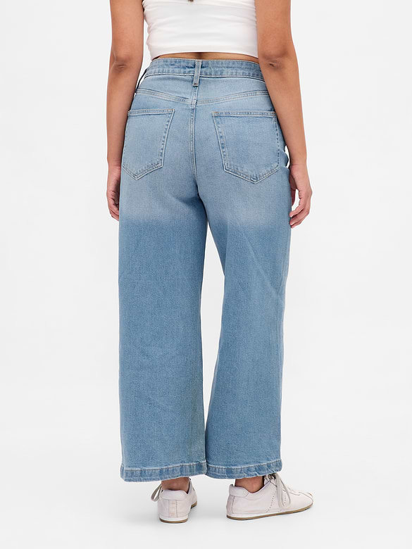 Curvy High Stride Wide-Leg Ankle Jeans
