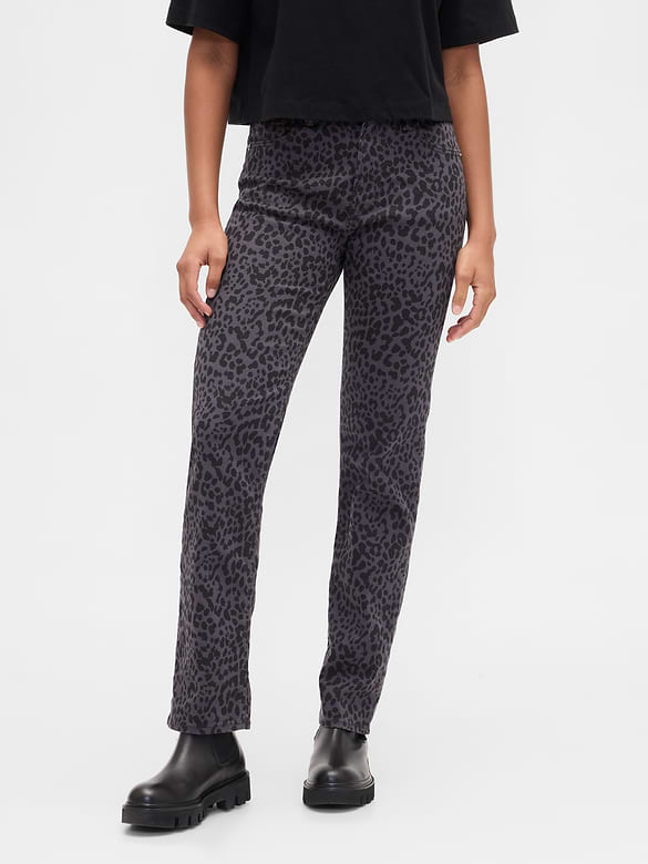 High Rise '90s Slim Straight Leopard Print Jeans