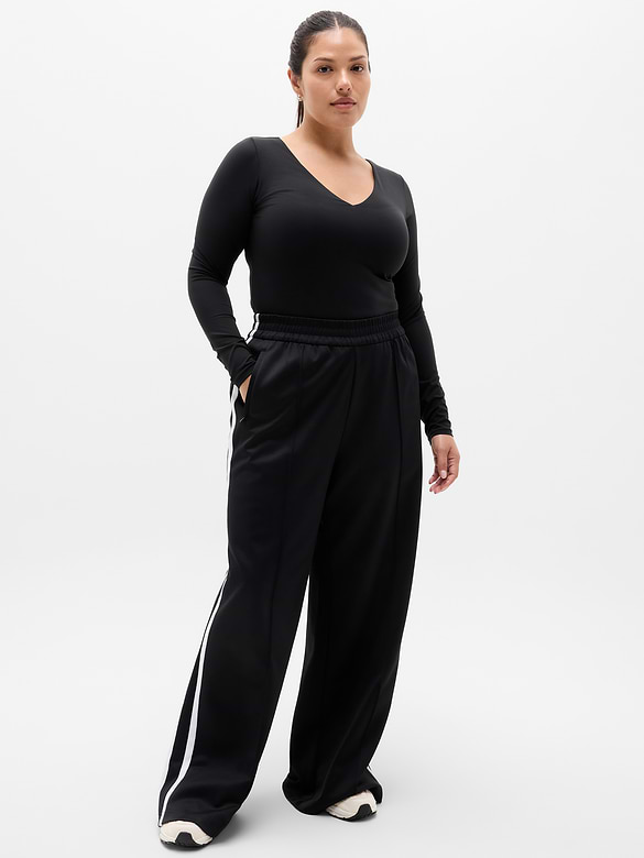 BodyMove Plunge Long Sleeve Bodysuit