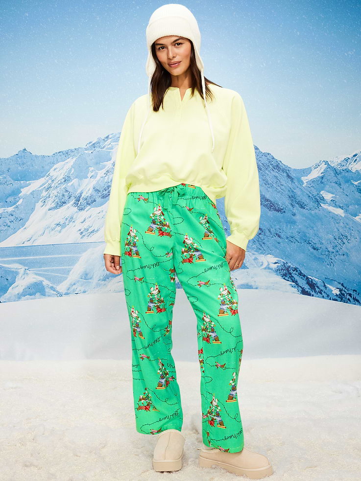 Image number 5 showing, Mid-Rise Printed Flannel Pajama Pants for Women