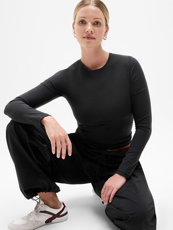 BodyMove Crew Neck Long Sleeve Top