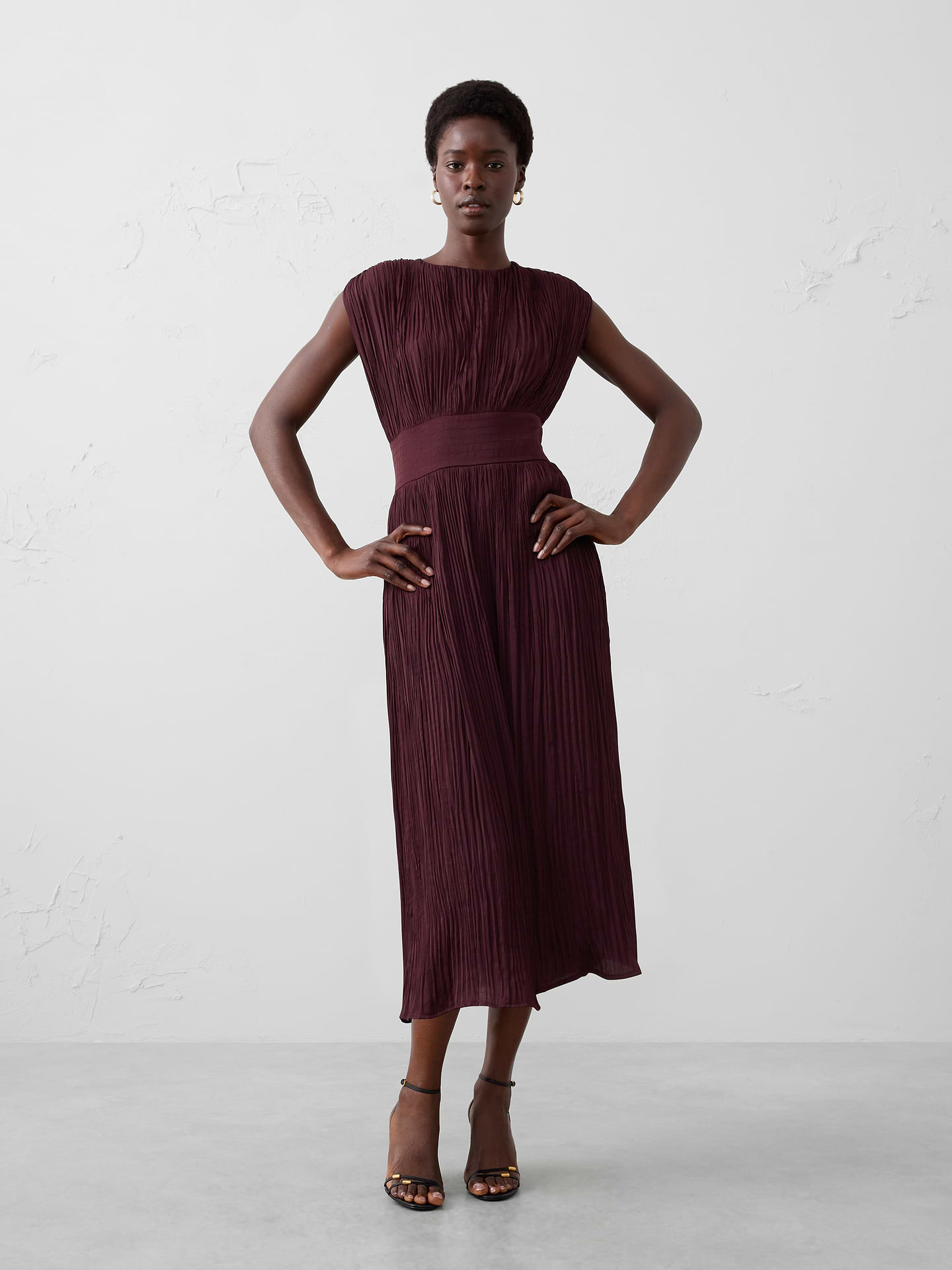 Image number 1 showing, Cap-Sleeve Midi Dress