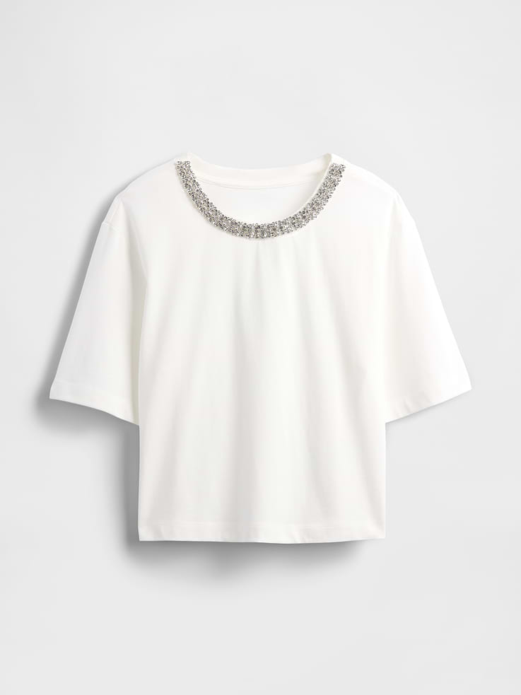 L'image numéro 5 présente T-shirt court à encolure ornée de pierres en tissu épais