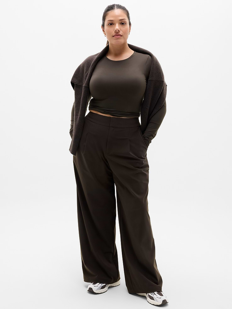 Image number 2 showing, BodyMove Crew Neck Long Sleeve Top