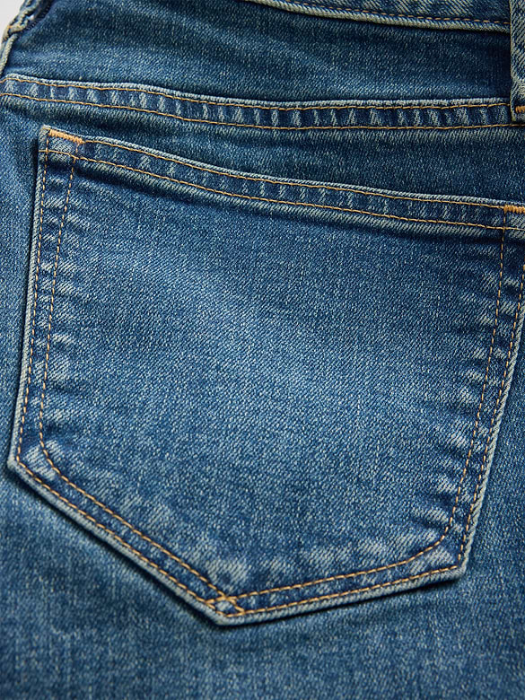 Curvy Low Rise Long & Lean Jeans