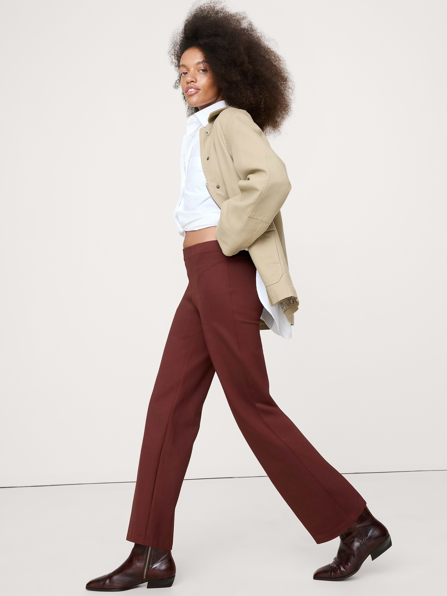 L'image numéro 4 présente Pantalon droit Tout-aller en tricot point de Rome longueur cheville