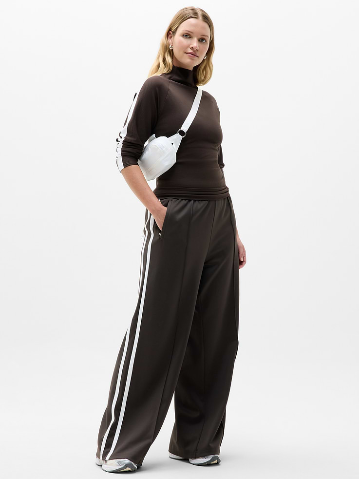 Image number 5 showing, Renew Seamless Mock Neck Top