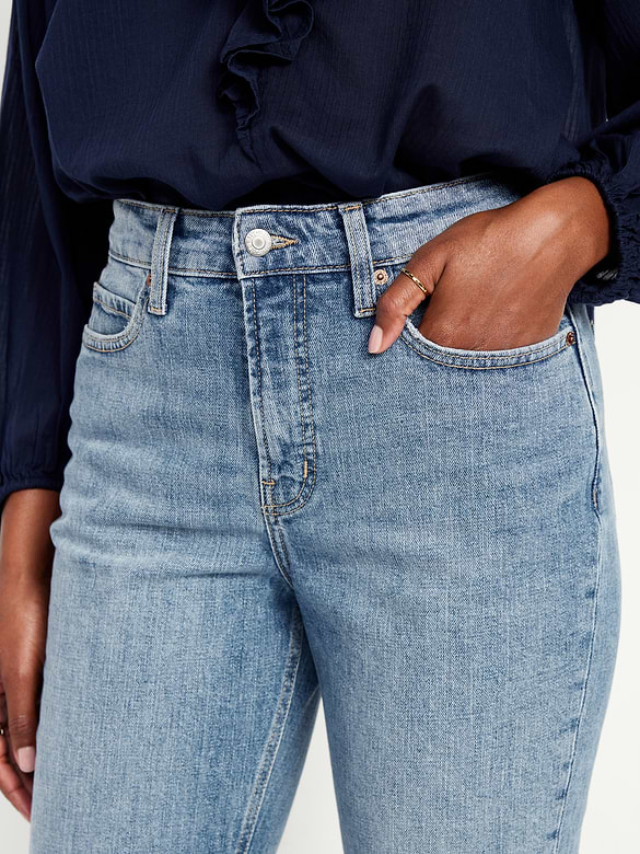 Curvy Extra High-Waisted Straight Jeans