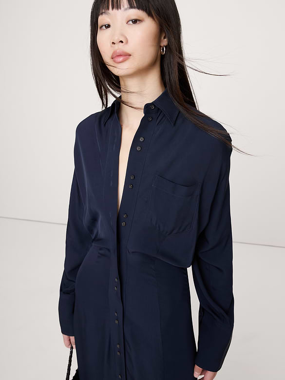 Robe chemise en sergé drapé à taille cintrée