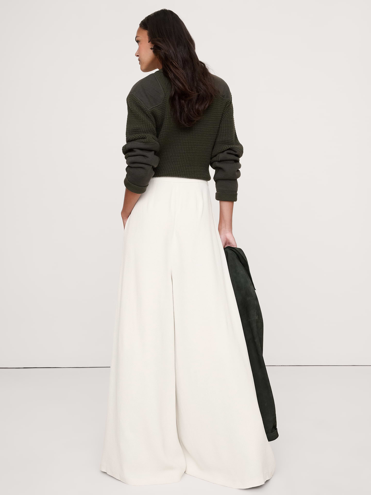 Image 2 de 4, Pantalon palazzo à taille haute et à jambe large en crêpe