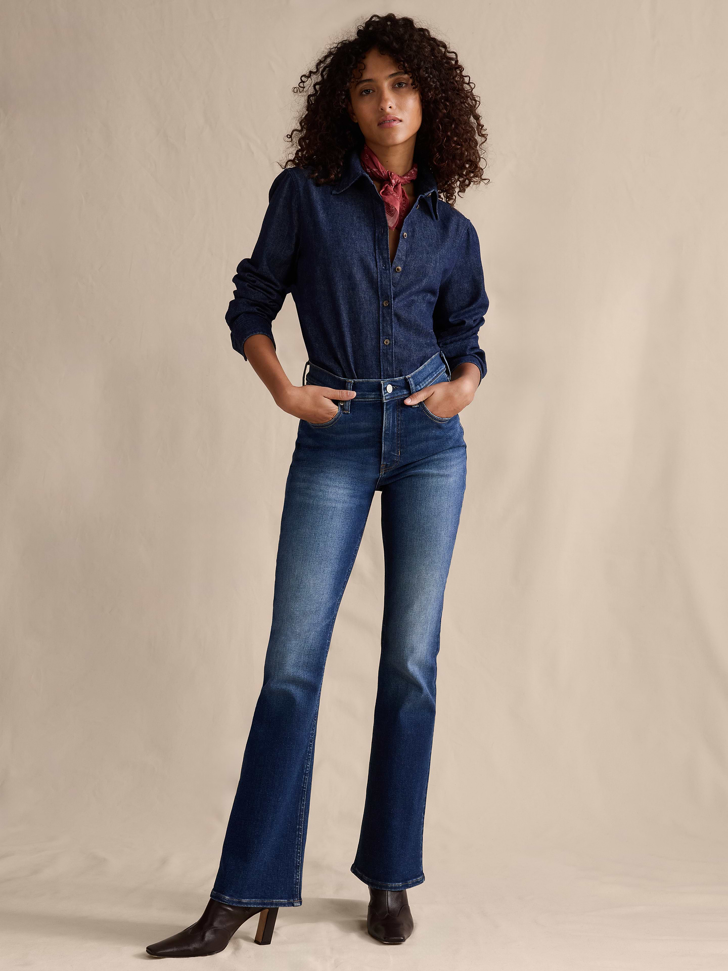 Image number 4 showing, Mid-Rise Flare Jean