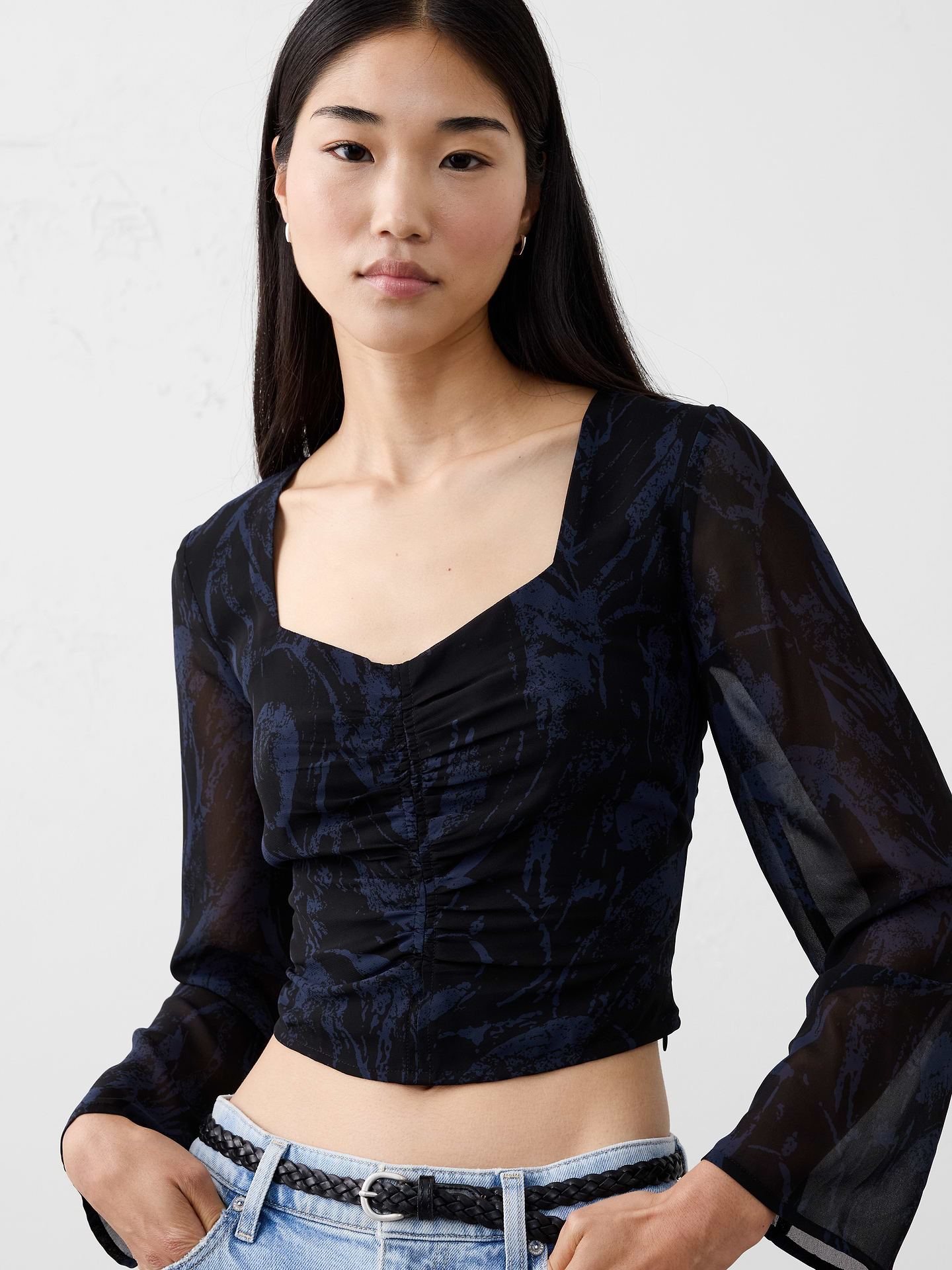 Image number 6 showing, Cropped Shirred Sweetheart-Neck Top