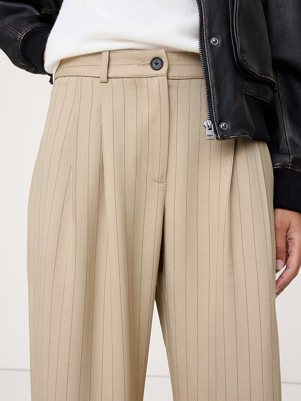 Pantalon drapé en sergé à taille mi-basse, à plis et jambe large Soho