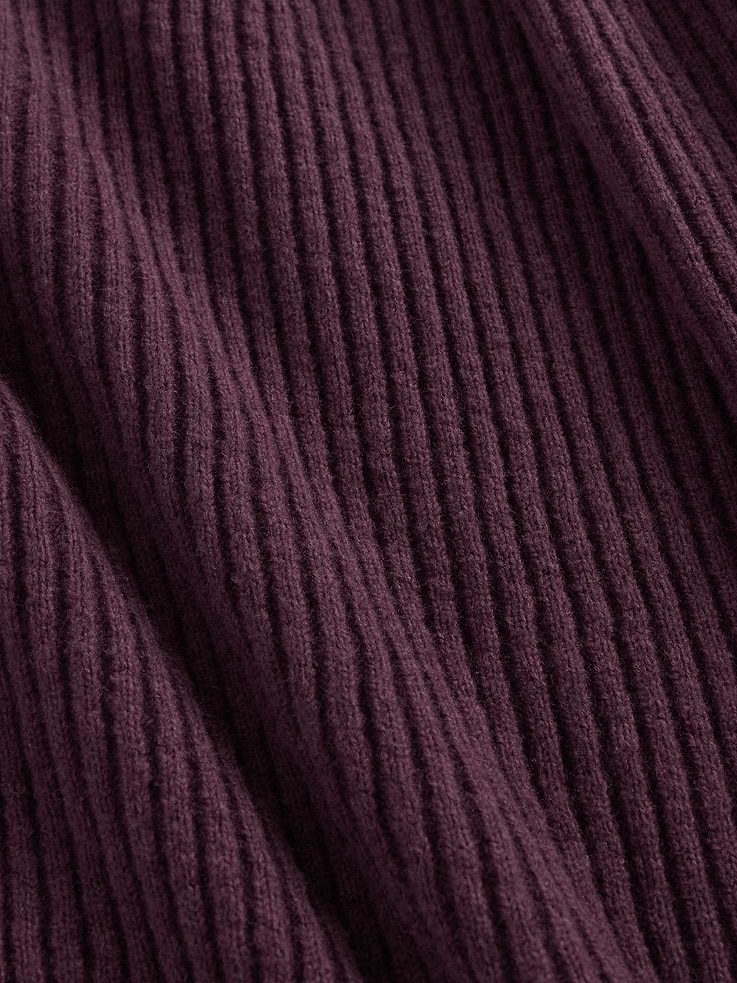 L'image numéro 4 présente Robe-chandail courte en tricot côtelé Effet cachemire
