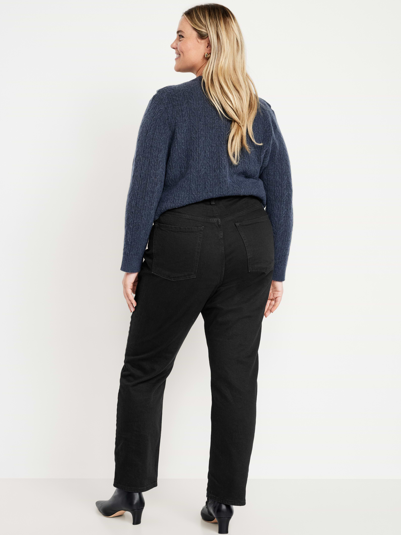 L'image numéro 7 présente Jean droit à taille très haute