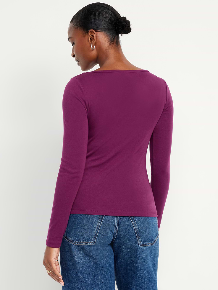 L'image numéro 2 présente T-shirt ajusté à manches longues et à encolure bateau