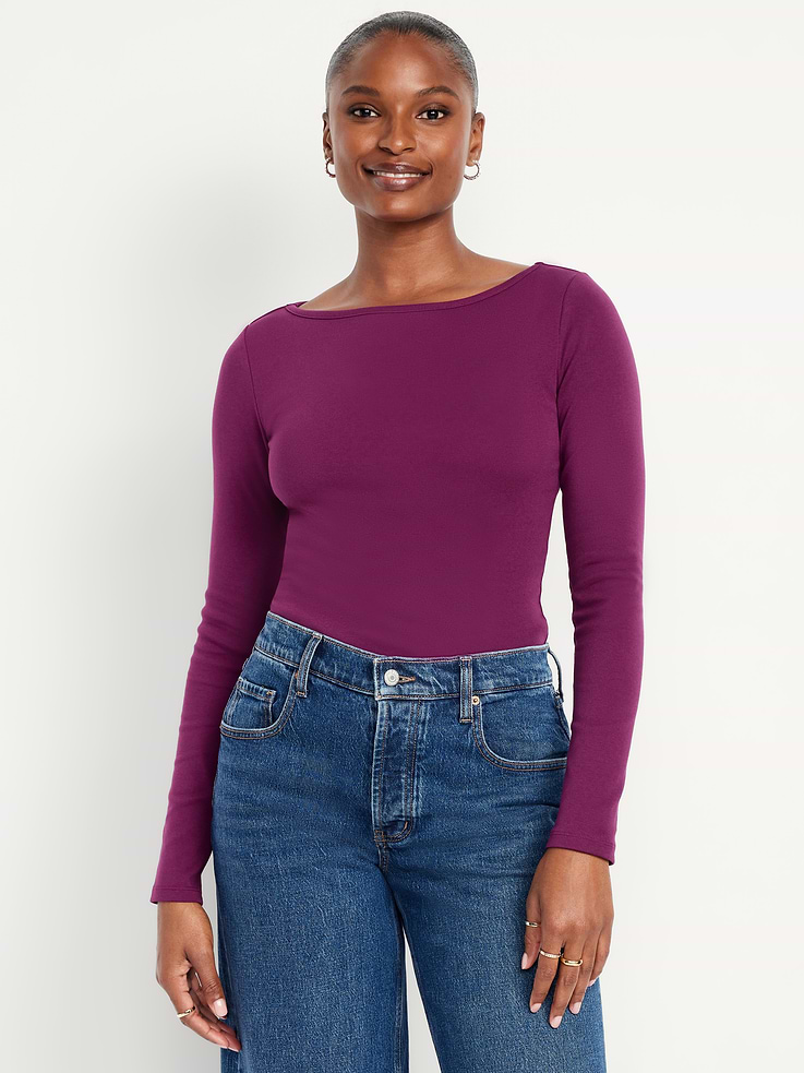L'image numéro 1 présente T-shirt ajusté à manches longues et à encolure bateau
