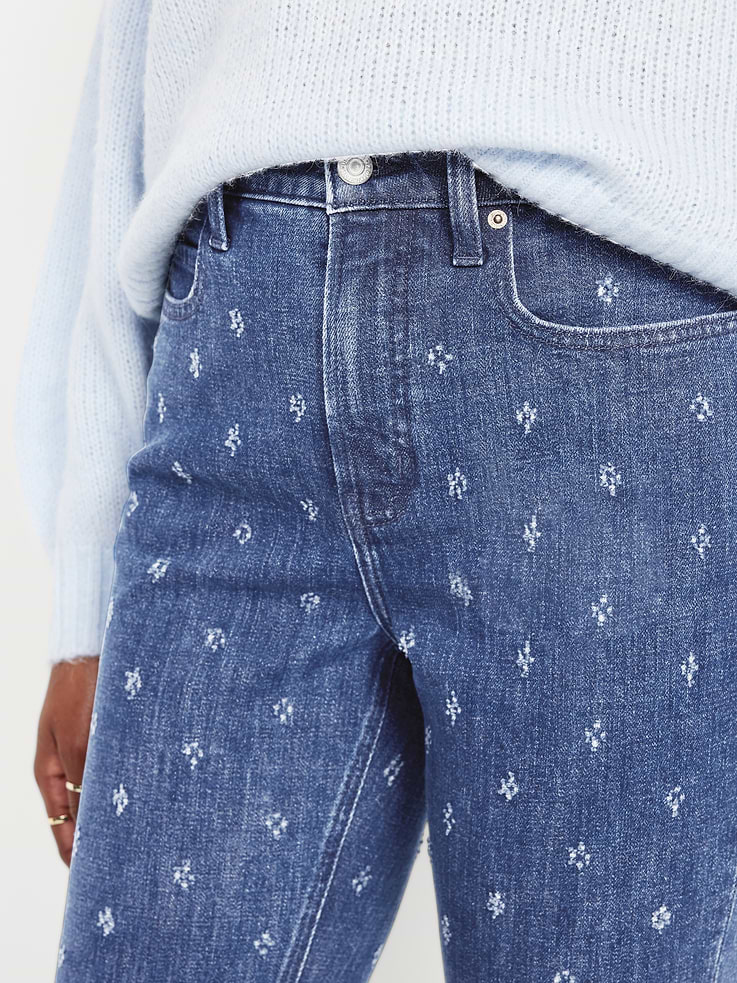 L'image numéro 4 présente Jean coupe droite profilée à taille très haute pour femme