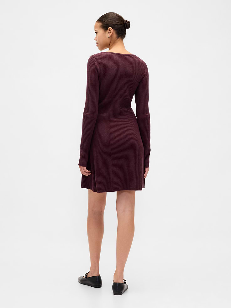 L'image numéro 2 présente Robe-chandail courte en tricot côtelé Effet cachemire