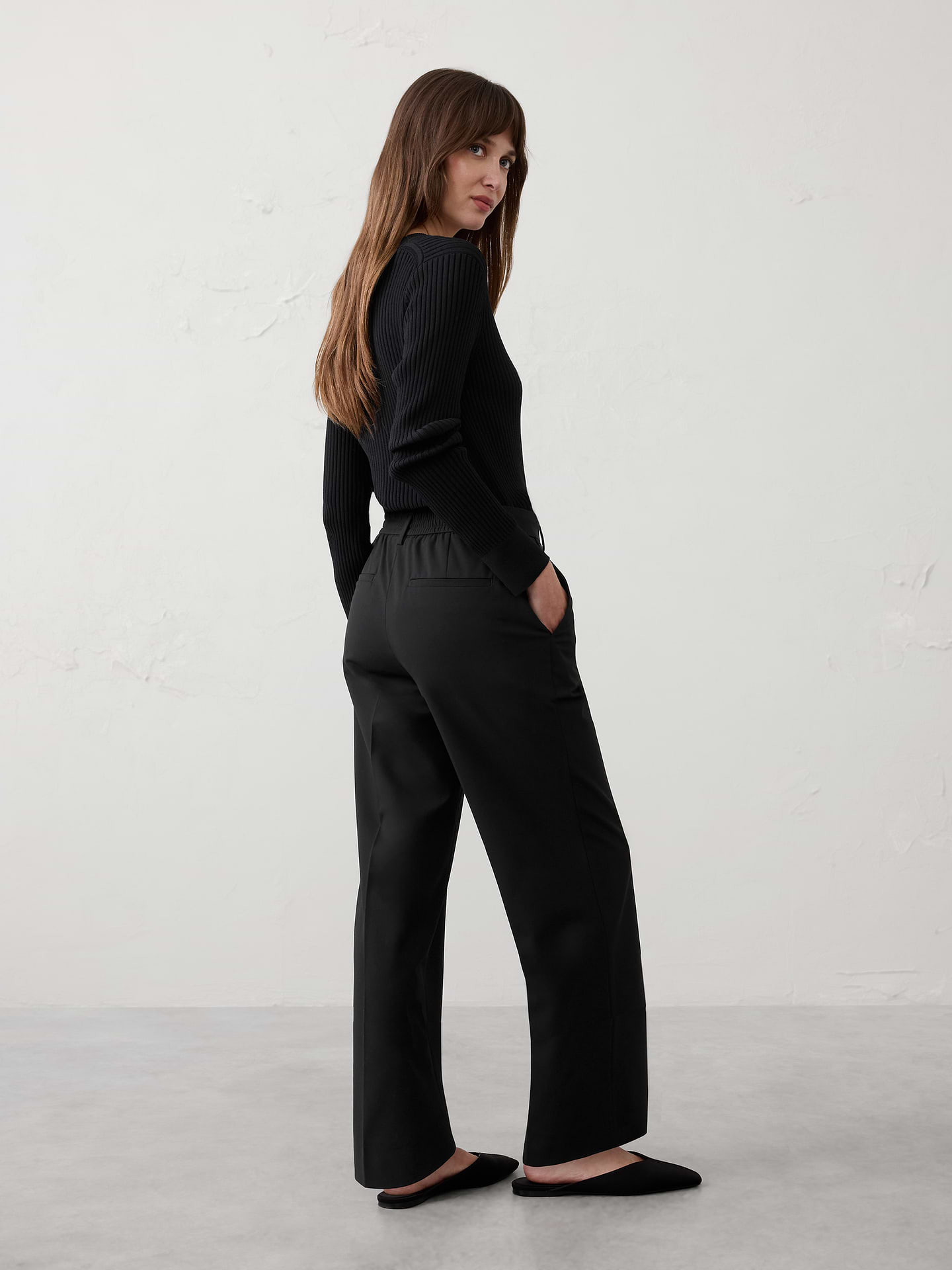 Image number 2 showing, Straight High-Rise Sculpted Easy Trouser