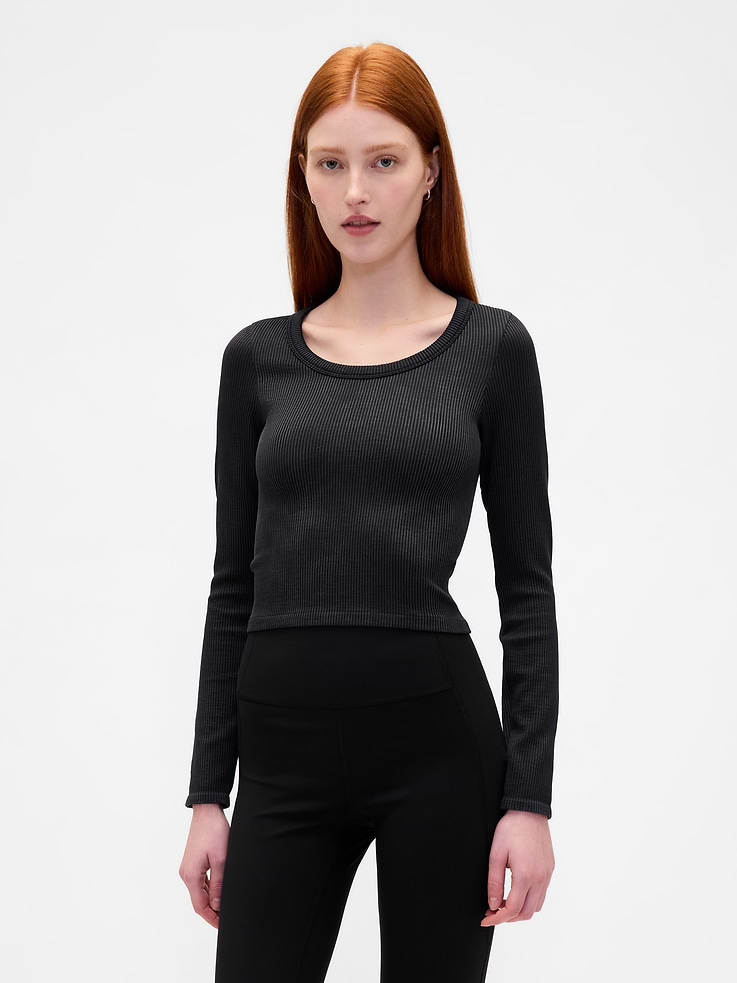 Image number 1 showing, GapFit Seamless Rib Crop Top