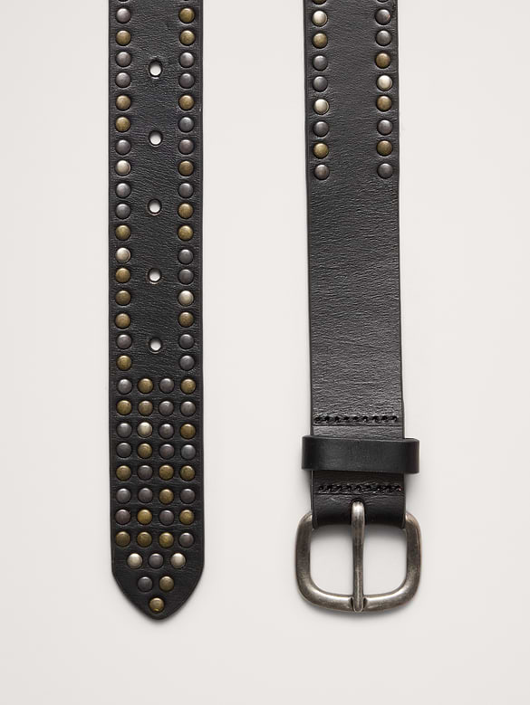 Ceinture en cuir cloutée