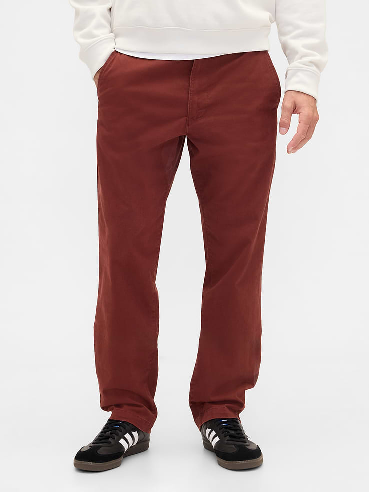 Gap Factory Men's GapFlex Essential Khakis in Straight Fit (Burnt Brown Russet)
