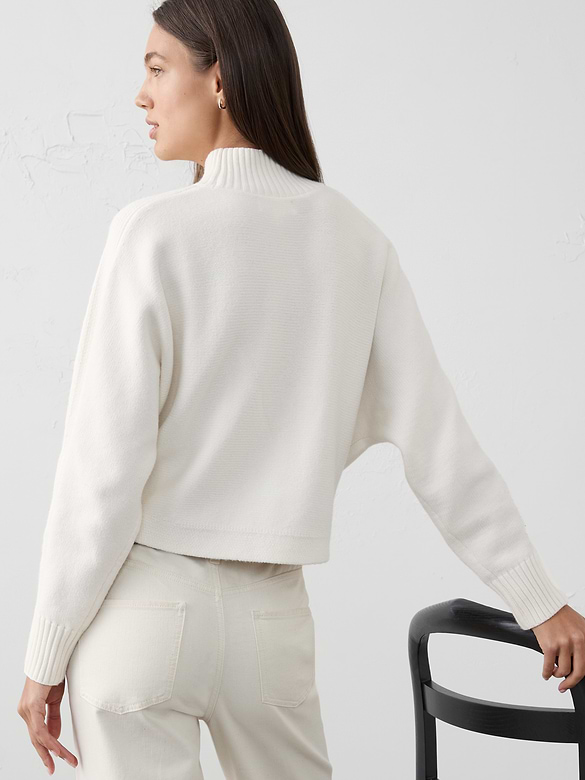Oversized Turtleneck Cropped Sweater