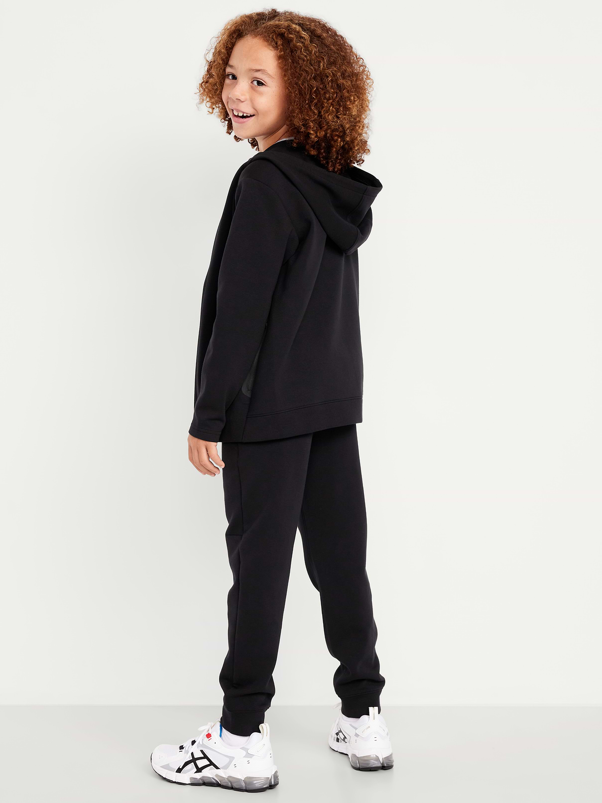 Image number 2 showing, Dynamic Fleece Full-Zip Hoodie and Joggers Set for Boys