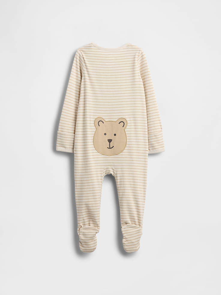 L'image numéro 1 présente Une-pièce à motif ourson Brannan Premiers essentiels en coton biologique pour Bébé