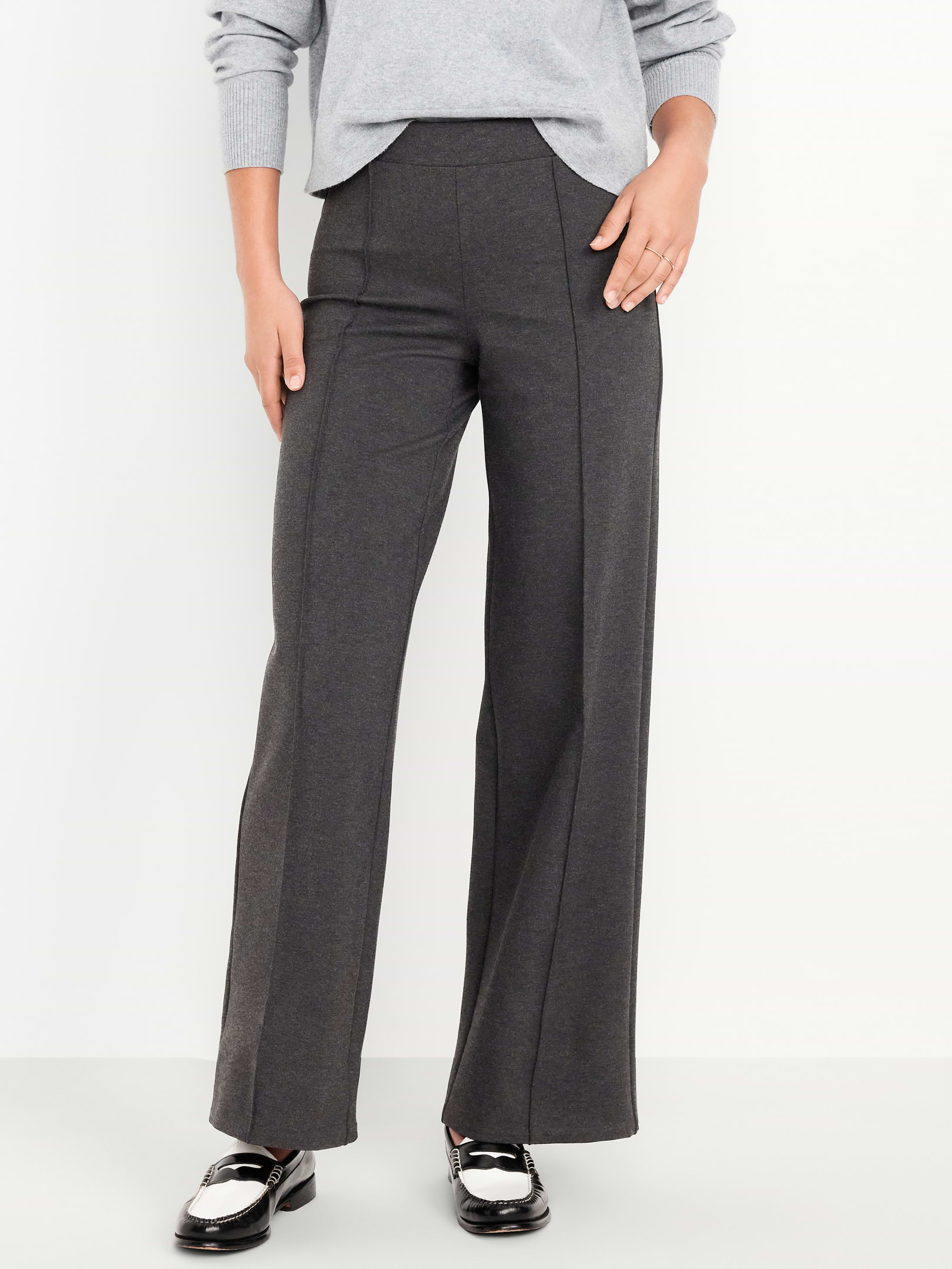 L'image numéro 2 présente Pantalon à jambe large Stevie à taille très haute
