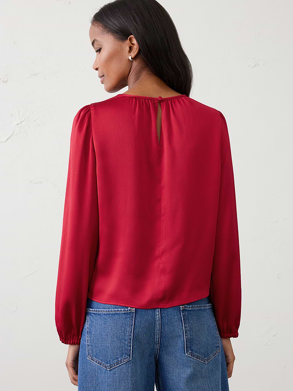 Volume-Sleeve Top