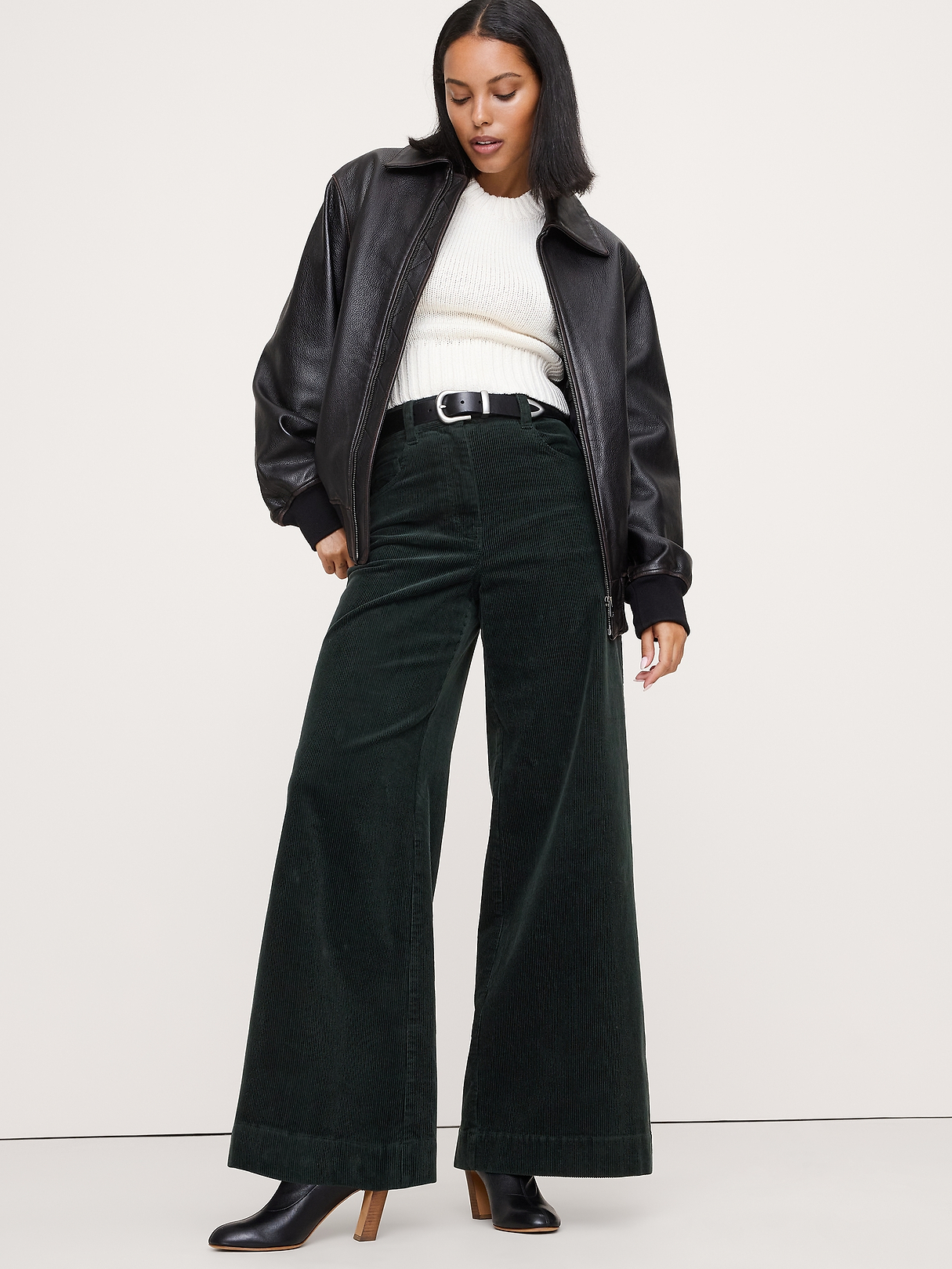 パンツ 80s banana republic wide corduroy pants Ultra-High Rise Wide-Leg Corduroy Pant | Banana Republic