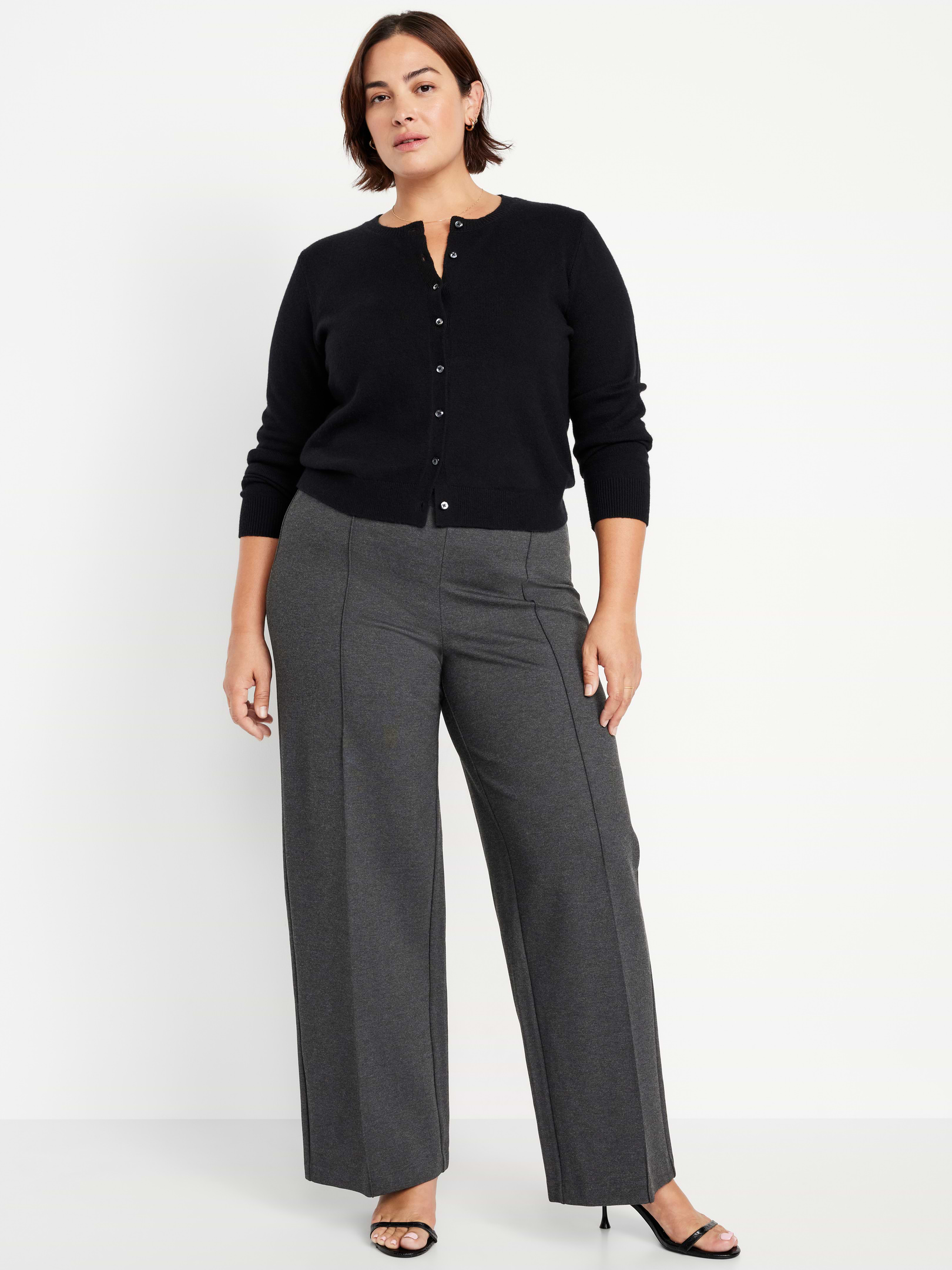 L'image numéro 9 présente Pantalon à jambe large Stevie à taille très haute