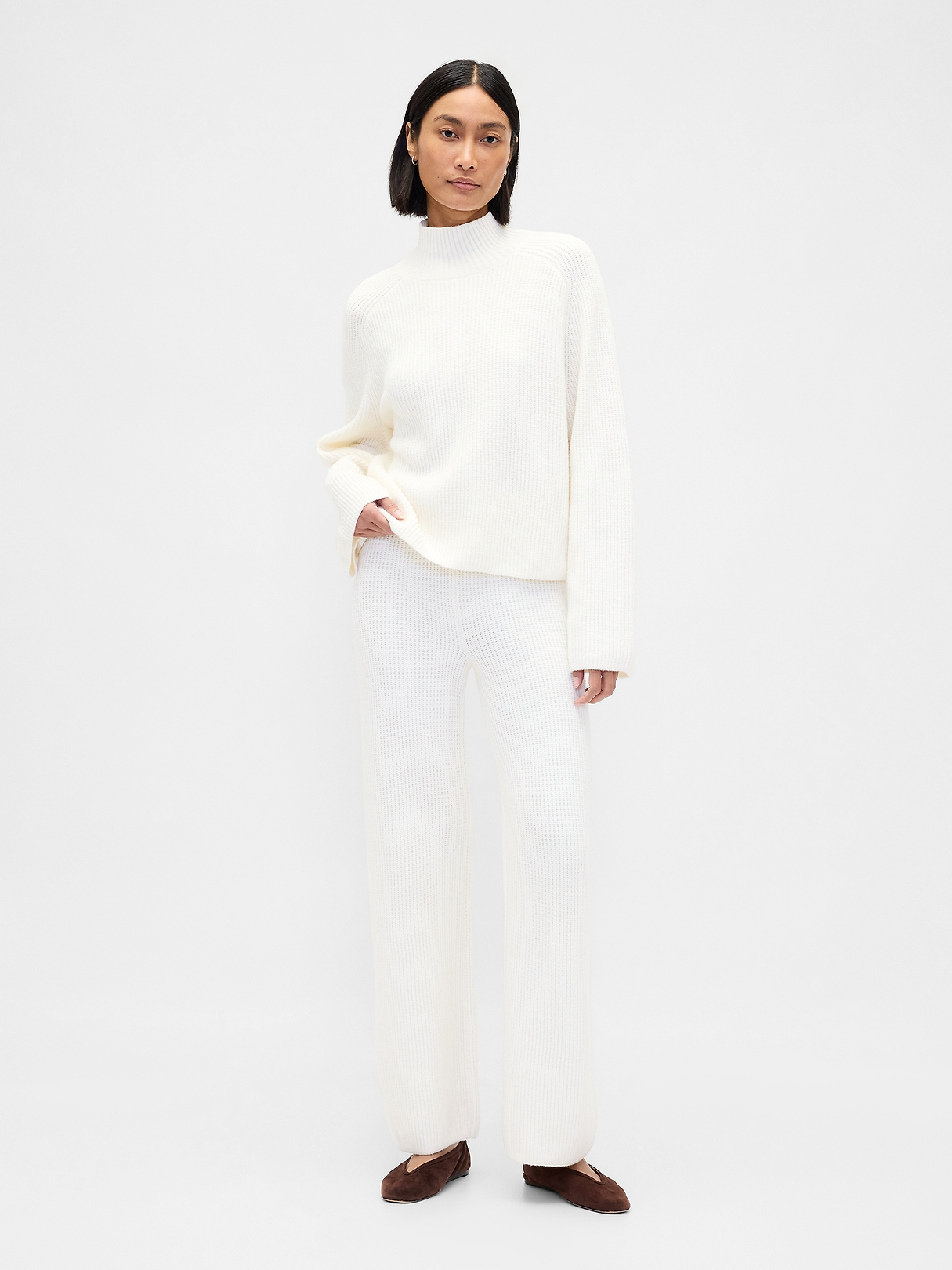 CashSoft Shaker-Stitch Turtleneck Sweater | Gap