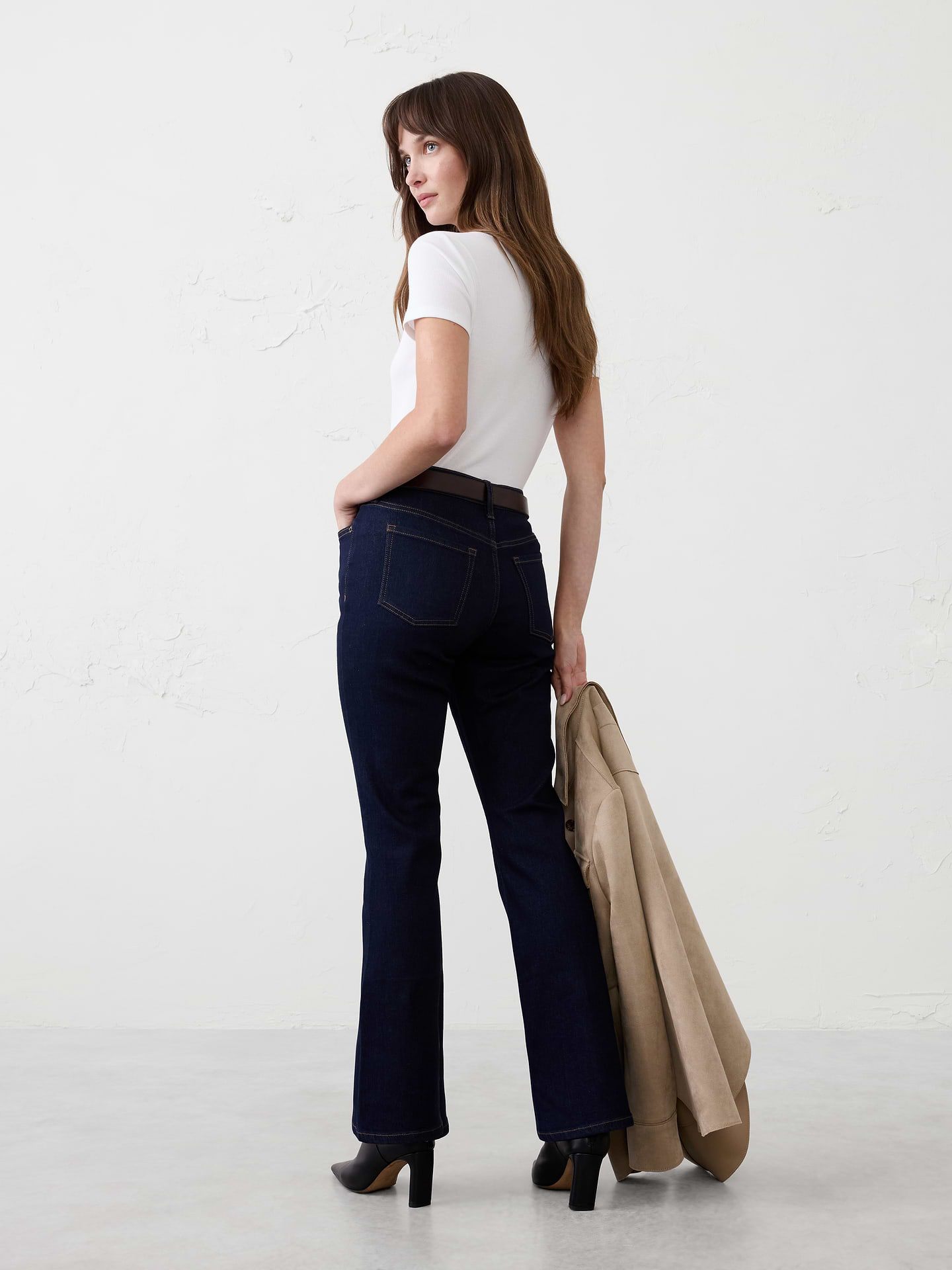 Image number 2 showing, Kick Flare Mid-Rise Jean