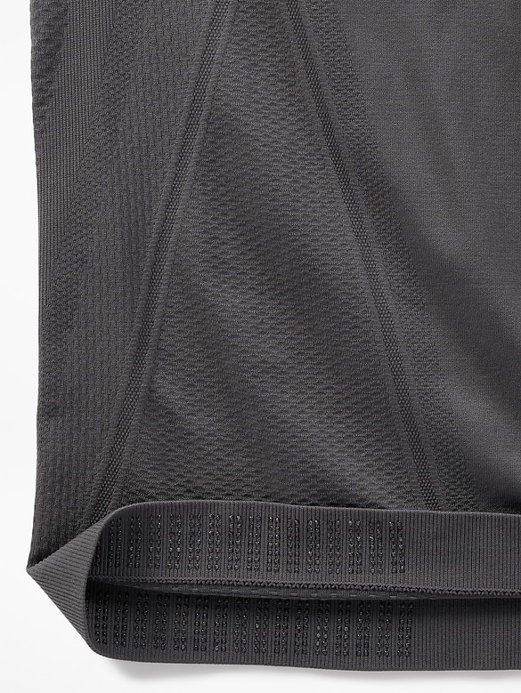 Momentum Seamless Tee
