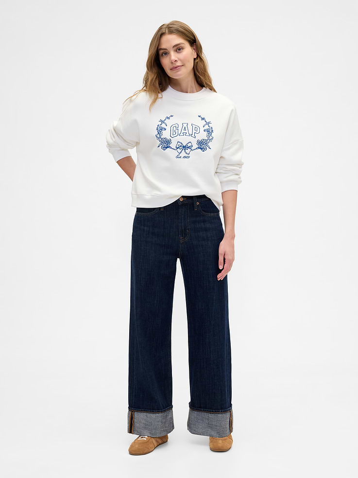 Image number 3 showing, Relaxed Wedge Gap Logo Sweatshirt