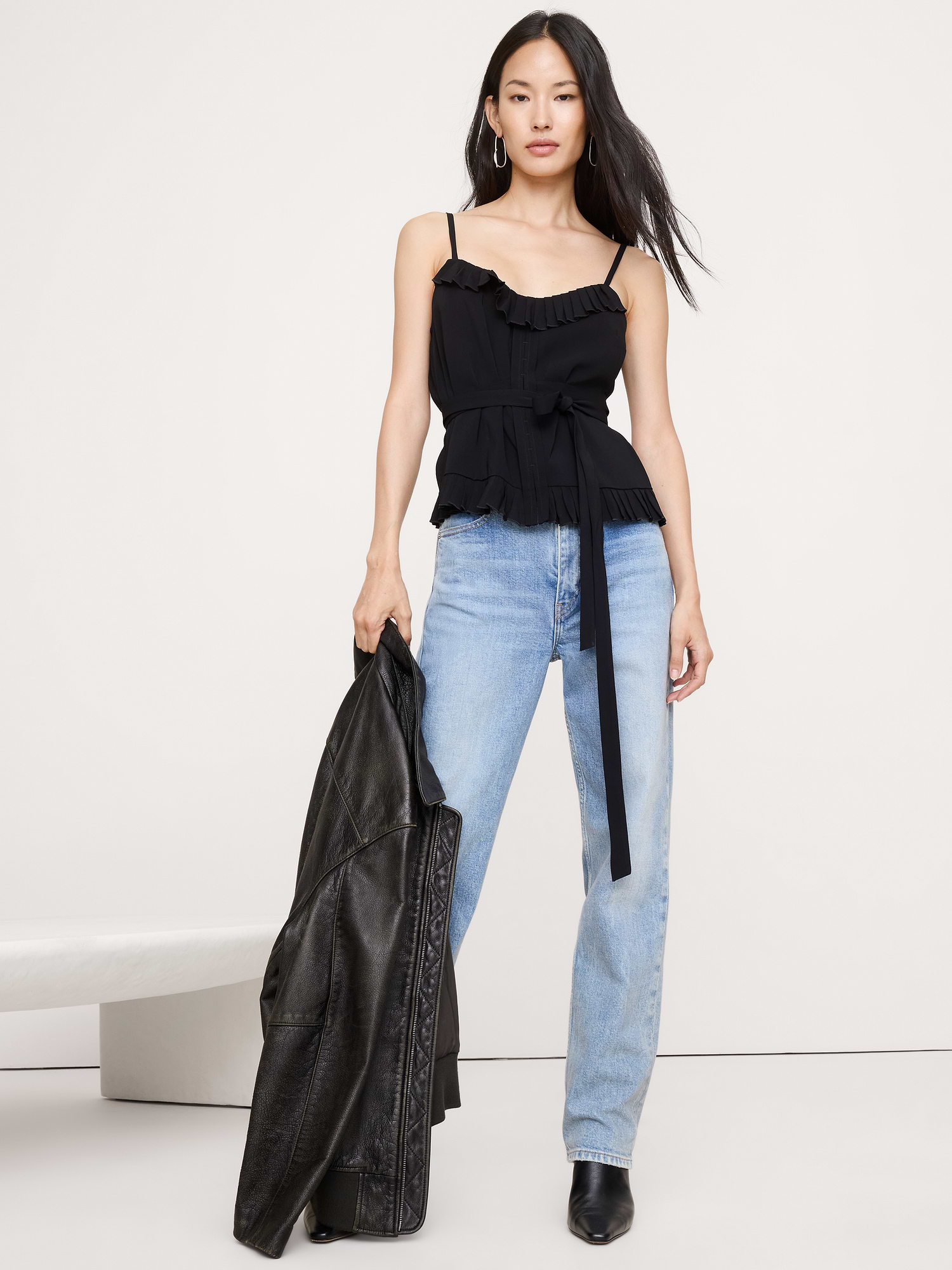Banana Republic Georgette Ruffle Tank INTERNATIONAL SHIPPING