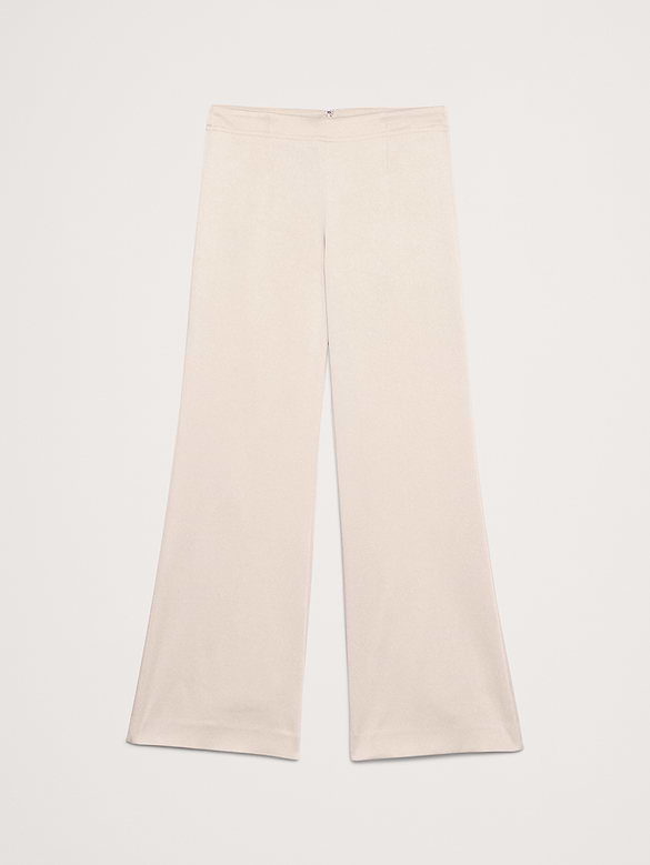 Pantalon évasé à taille mi-basse en satin longueur cheville