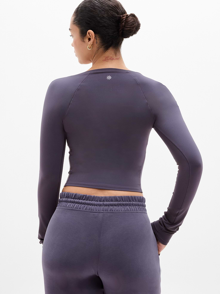 Image 2 of 5, Transcend Top
