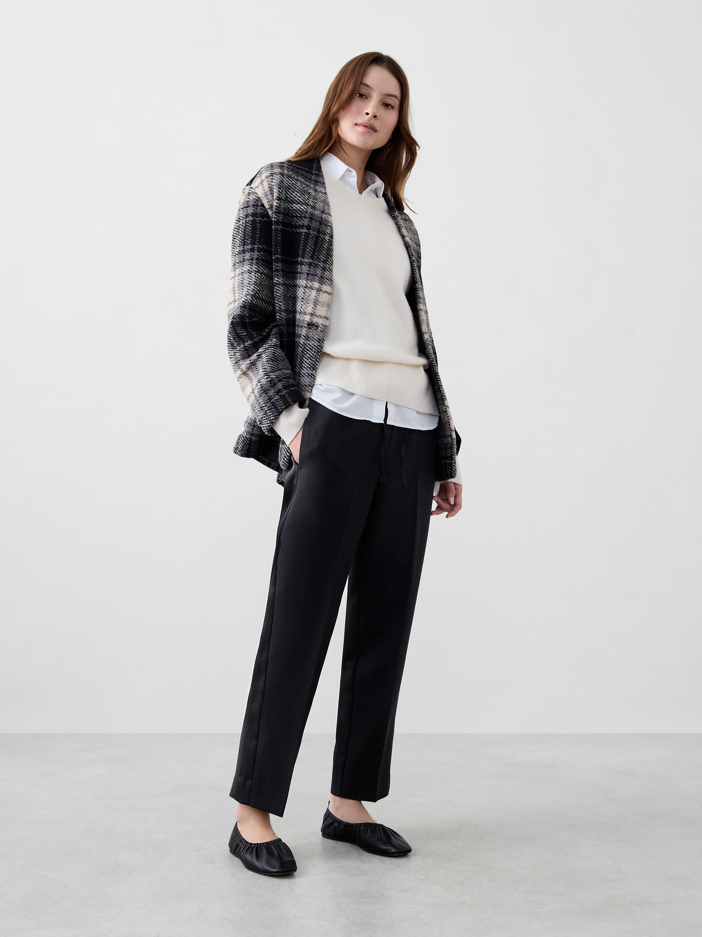 Image number 1 showing, Tapered High-Rise Pull-On Pant