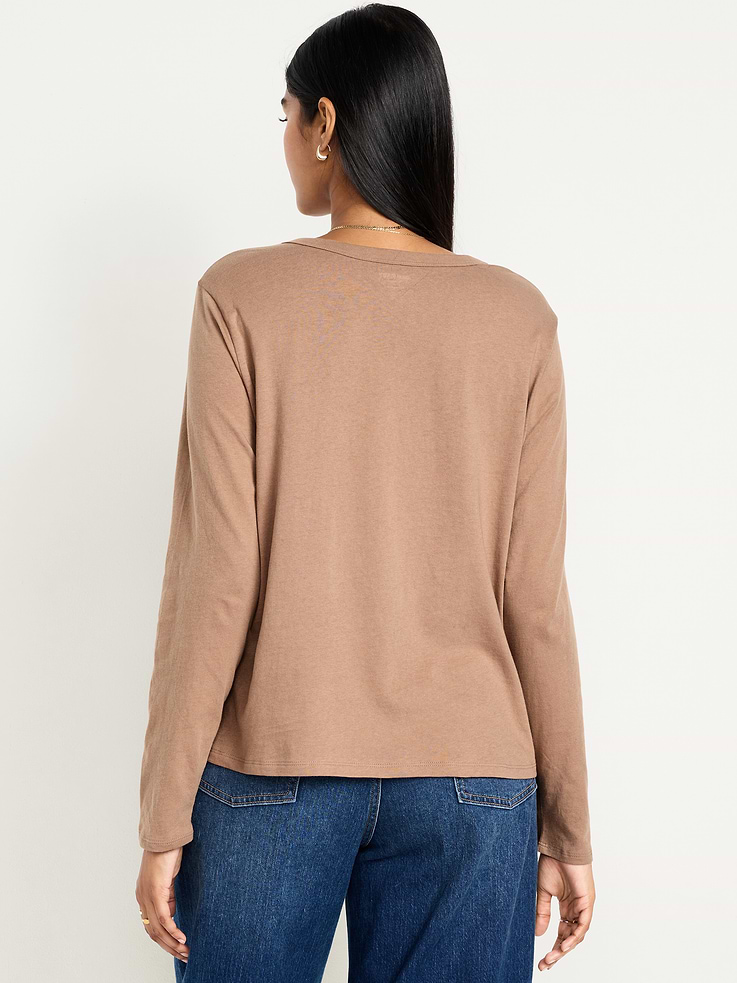L'image numéro 6 présente T-shirt passe-partout à manches longues