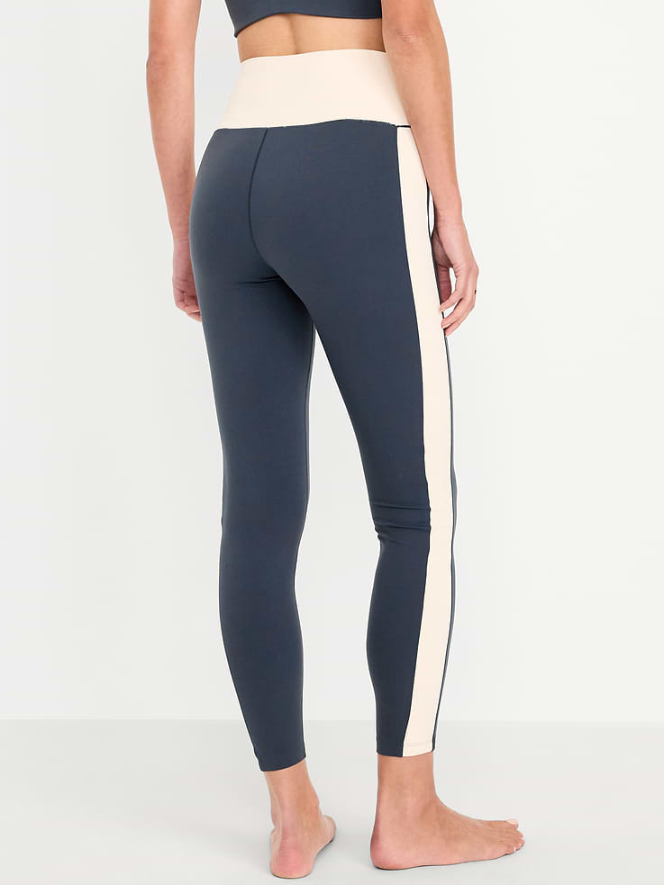 Image number 2 showing, Extra High-Waisted StudioSmooth 7/8 Leggings