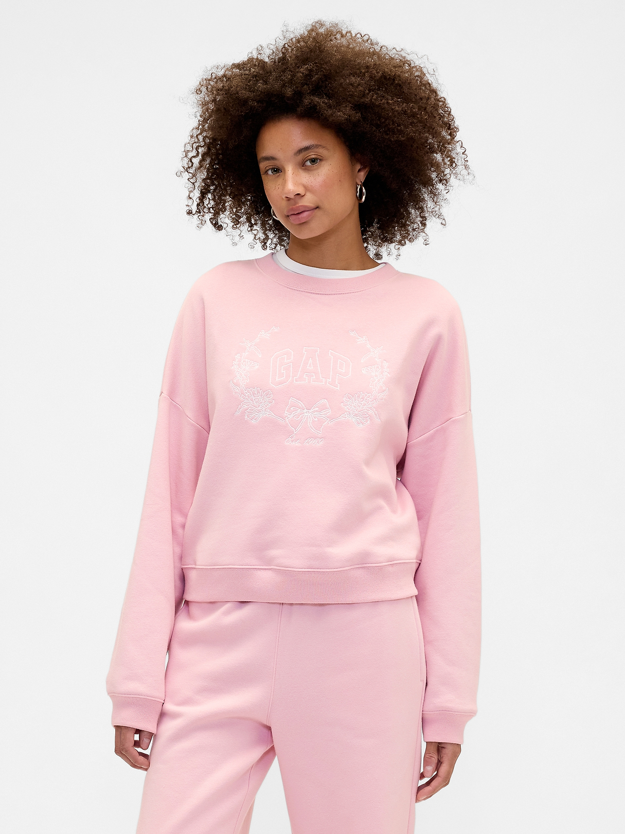 Relaxed Wedge Gap Logo Sweatshirt | Gap Factory