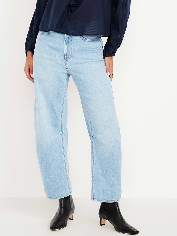 Image number 2 showing, High-Waisted Wow Barrel Ankle Jeans