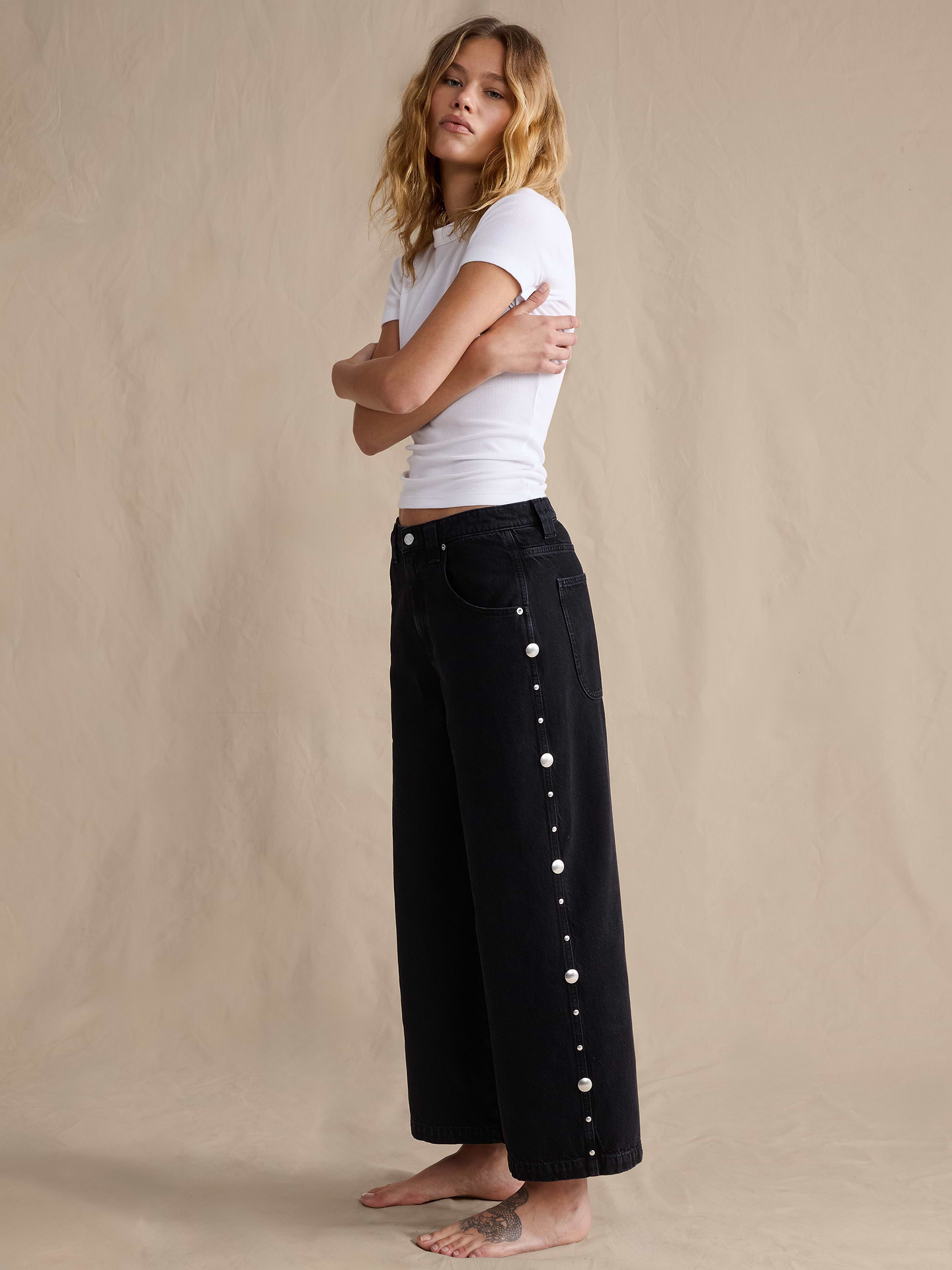 Image number 5 showing, Low-Rise Loose Studded Cropped Jean